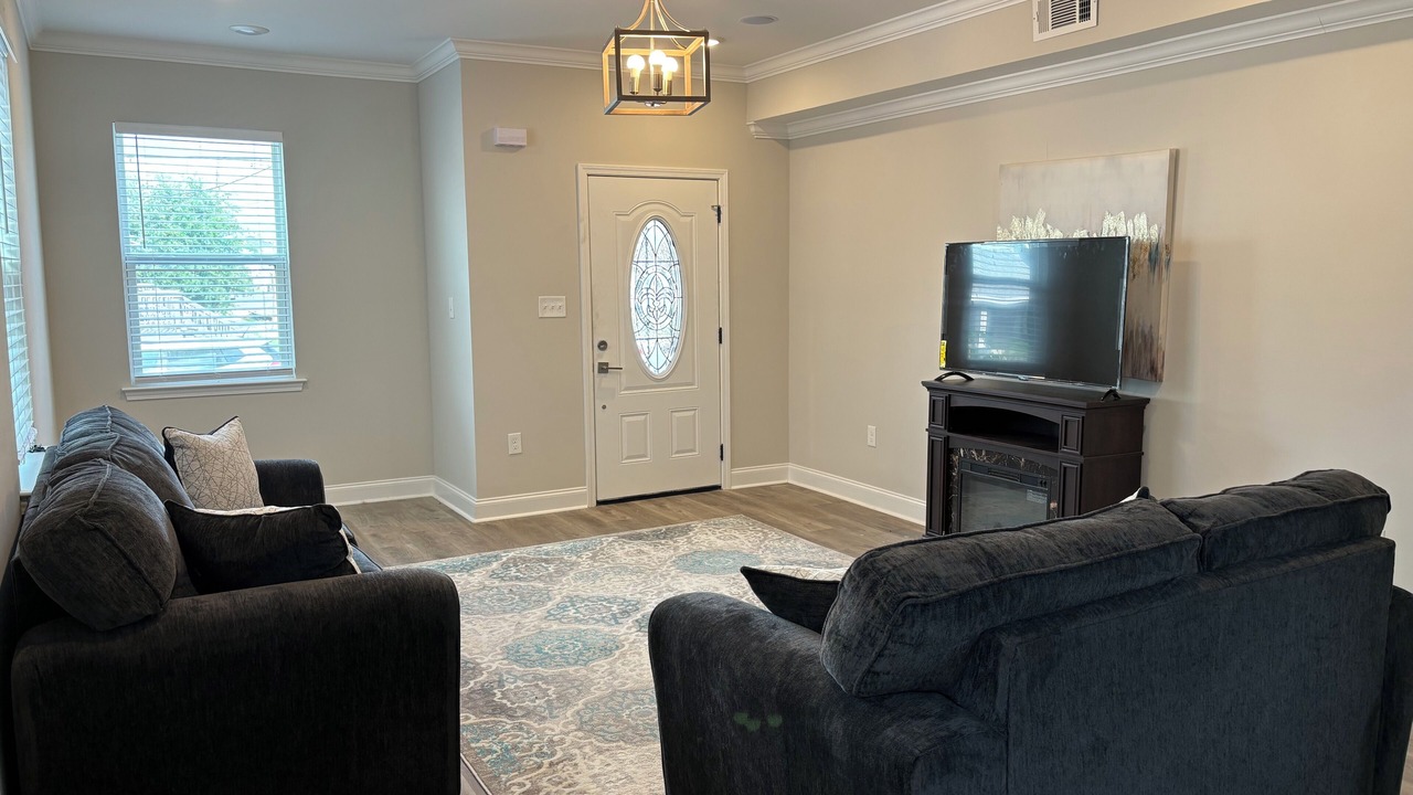 Photo of Livingroom in Seventh Ward