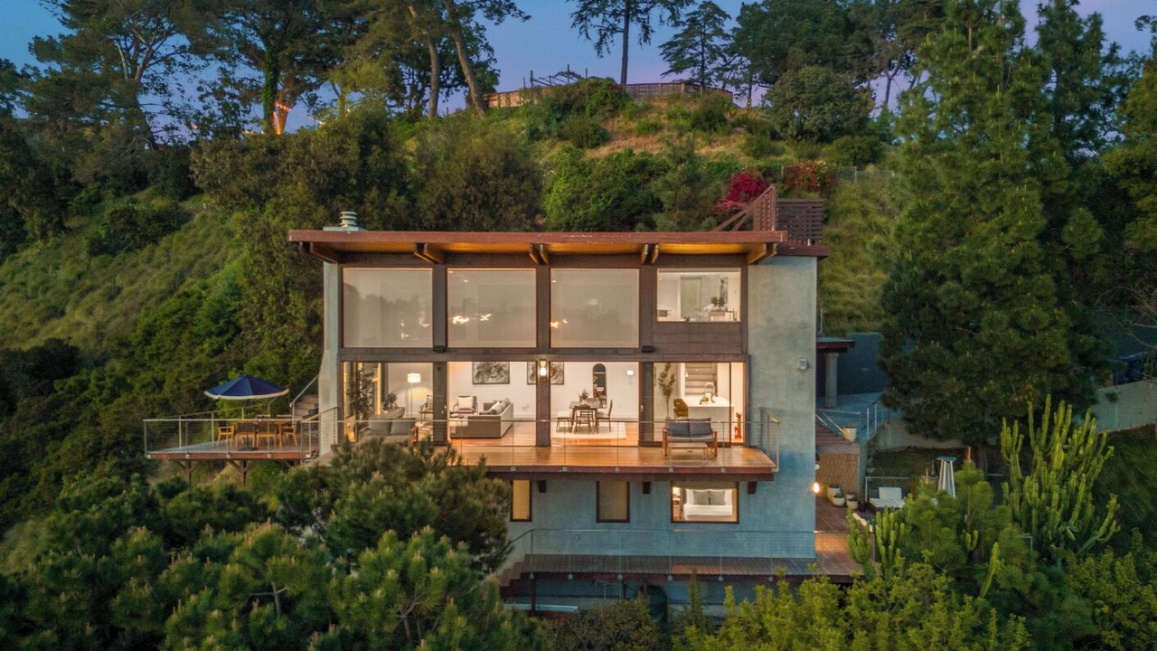 Photo of Outdoor in Beverly Hills