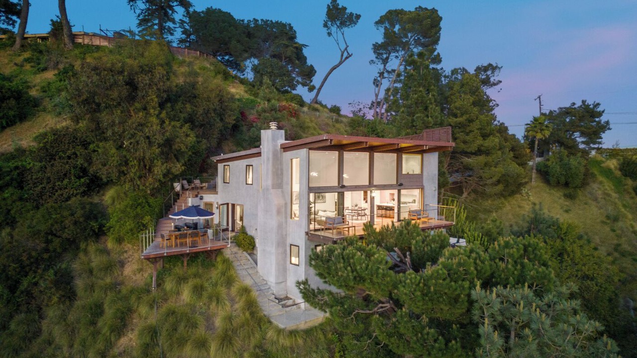 Photo of Outdoor in Beverly Hills