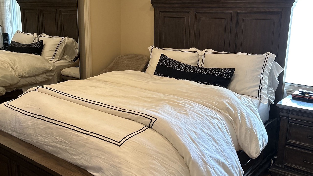 Photo of Bedroom in West Newport