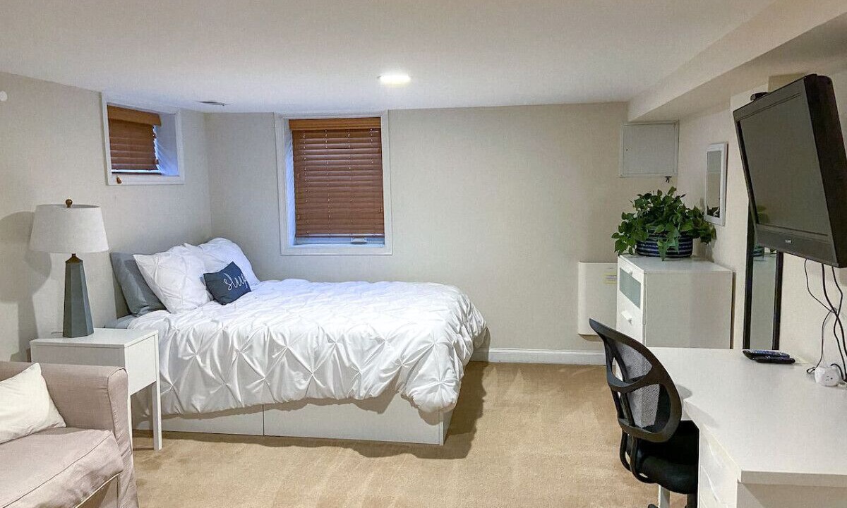 Photo of Bedroom in Woodridge