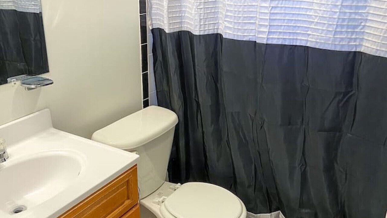 Photo of Bathroom in Woodridge