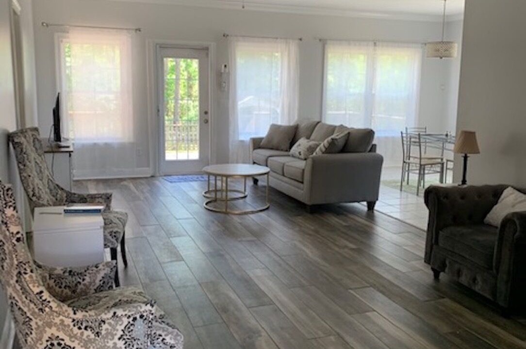 Photo of Livingroom in Pass Christian