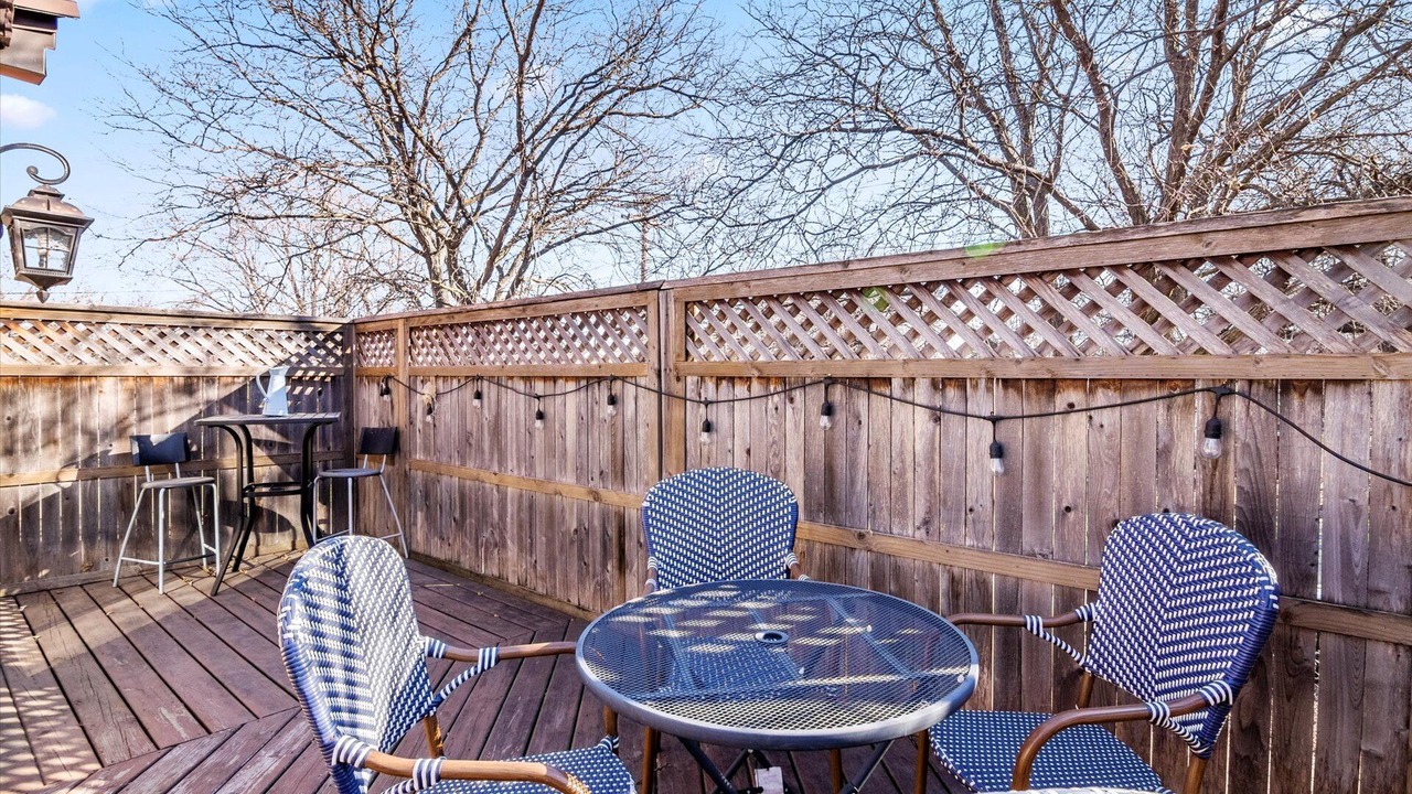 Photo of Outdoor in West Side