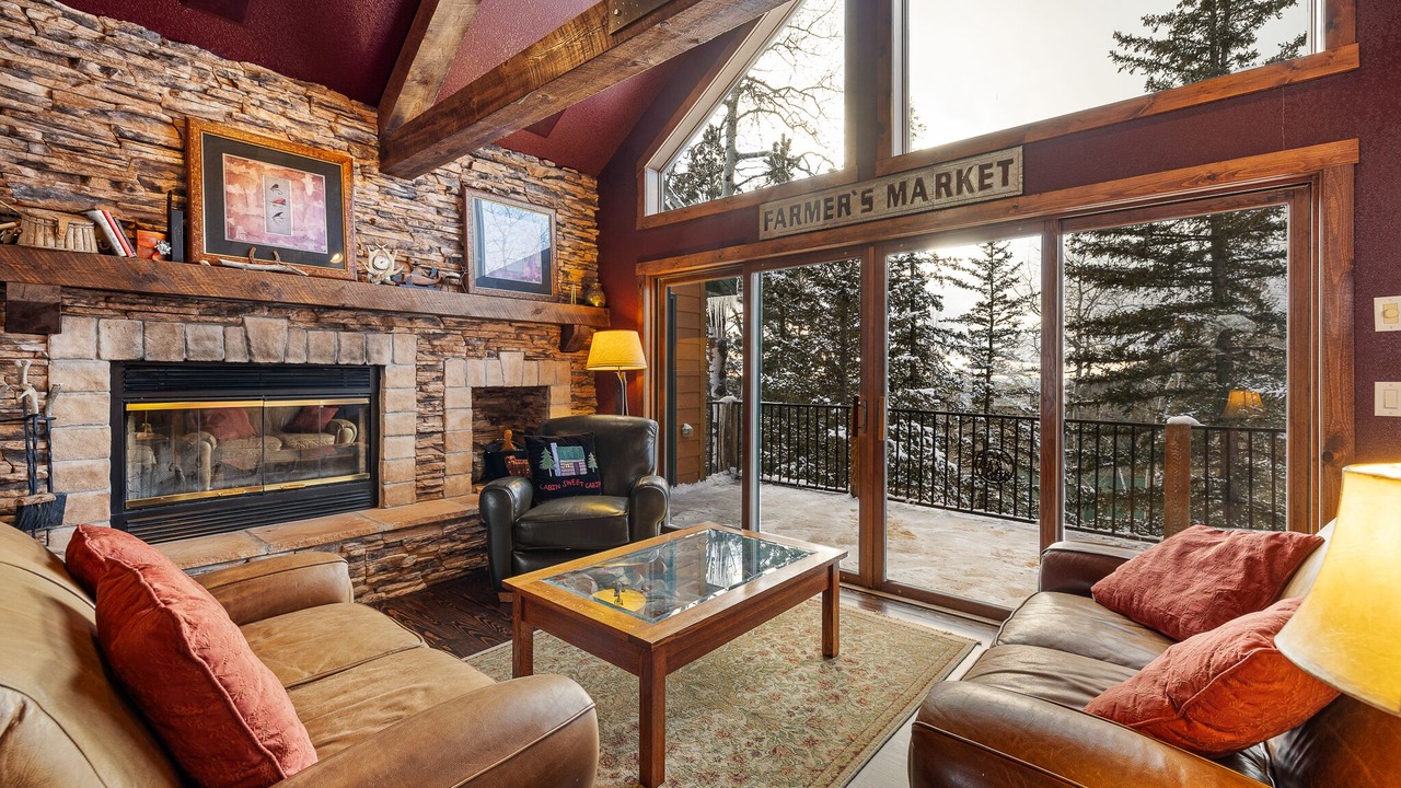 Photo of Livingroom in Lead