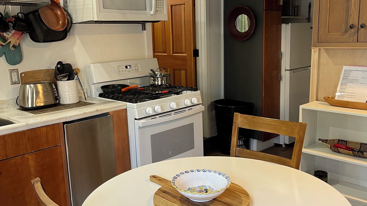 Photo of Kitchen in North Hollywood