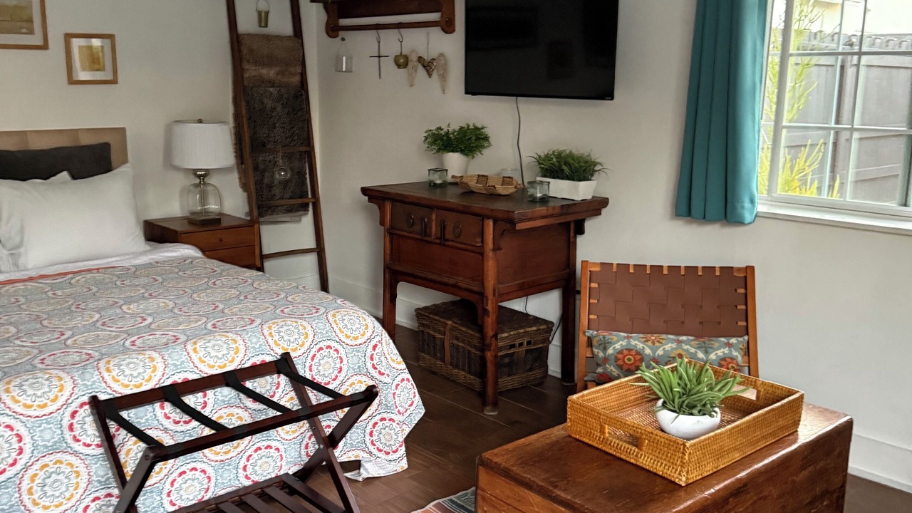 Photo of Bedroom in North Hollywood