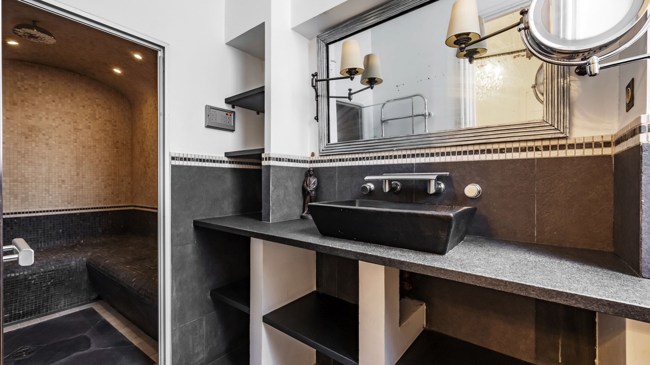Photo of Bathroom in Ternes