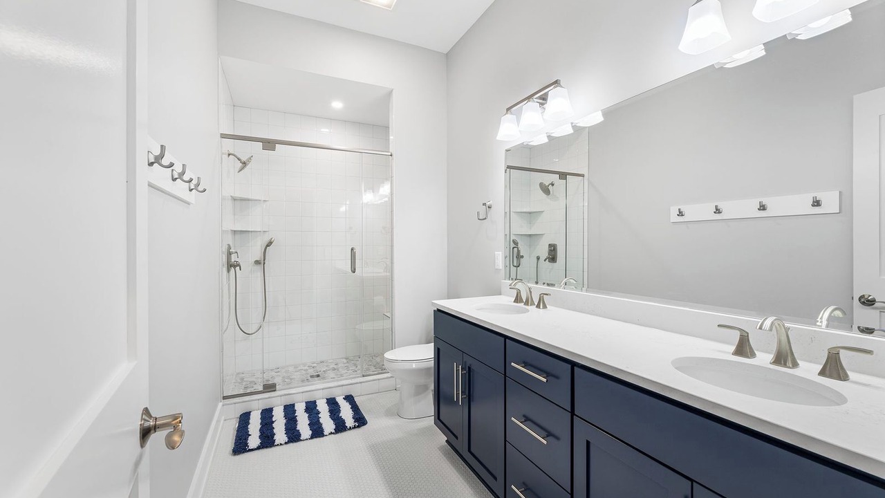 Photo of Bathroom in Sunset Island