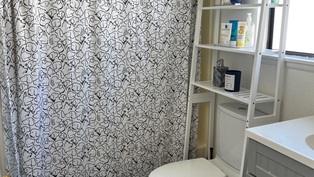 Photo of Bathroom in North Redondo