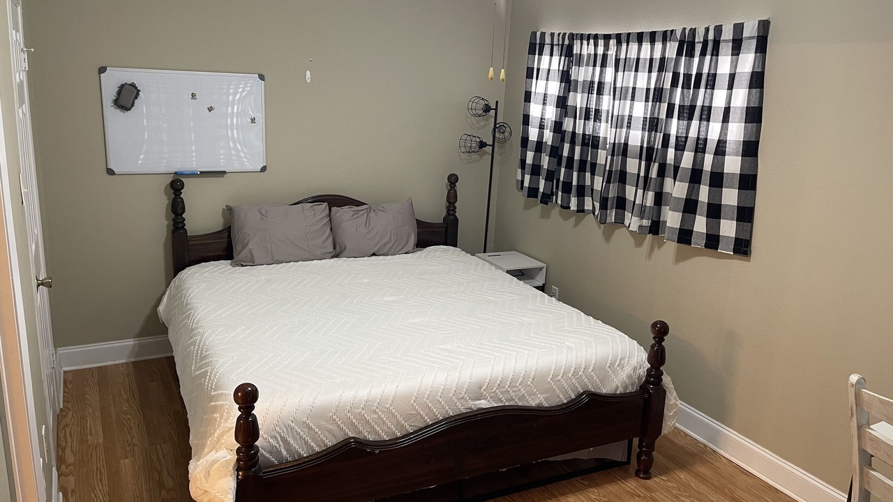 Photo of Bedroom in South Baton Rouge