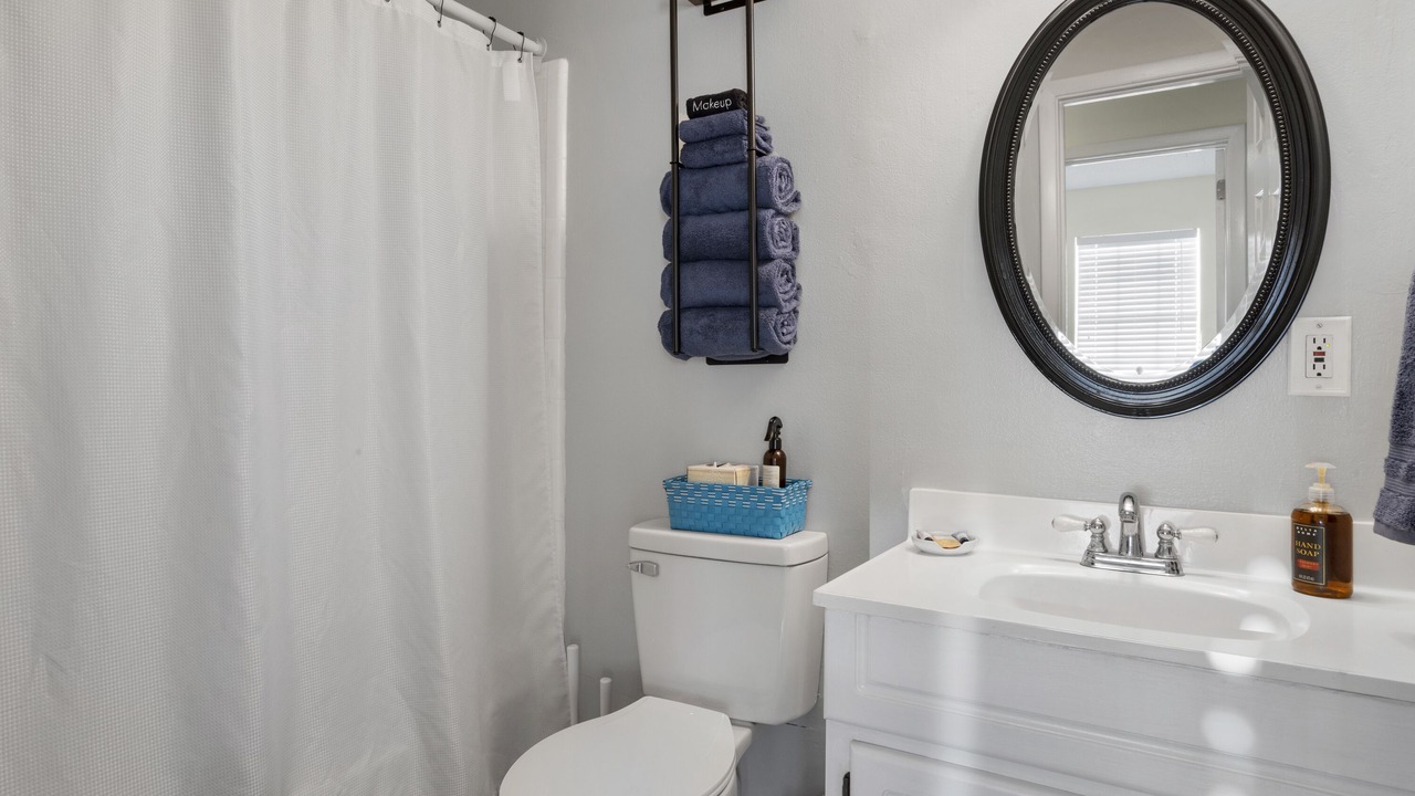 Photo of Bathroom in Ocean Springs