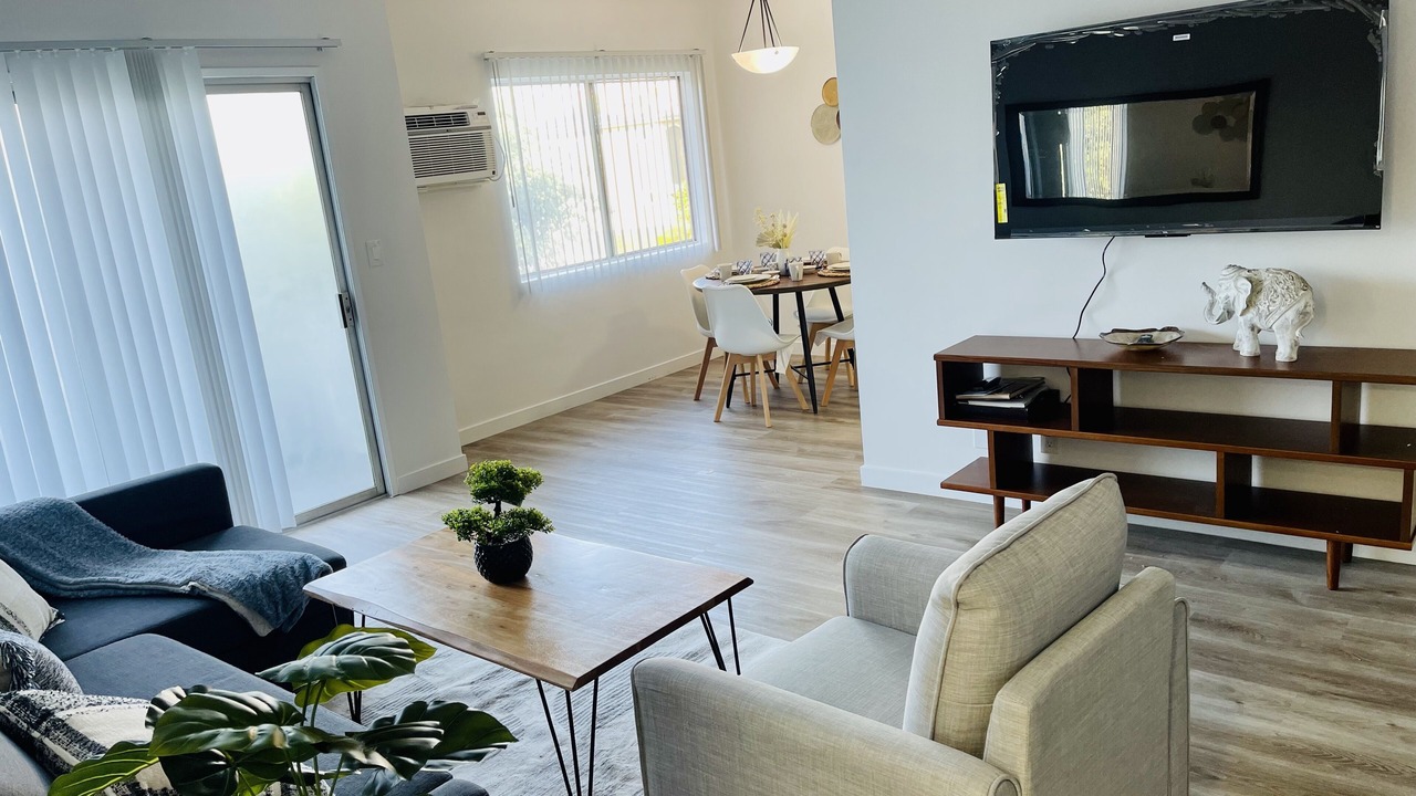 Photo of Livingroom in Sawtelle
