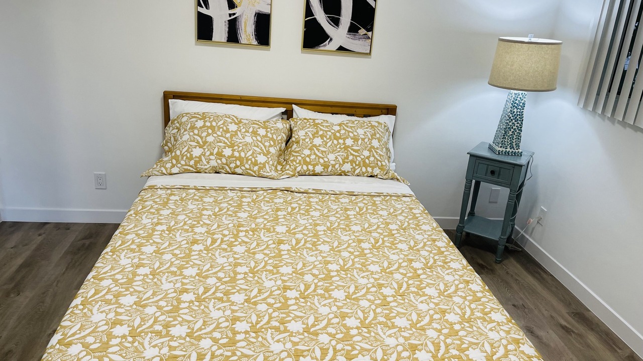 Photo of Bedroom in Sawtelle