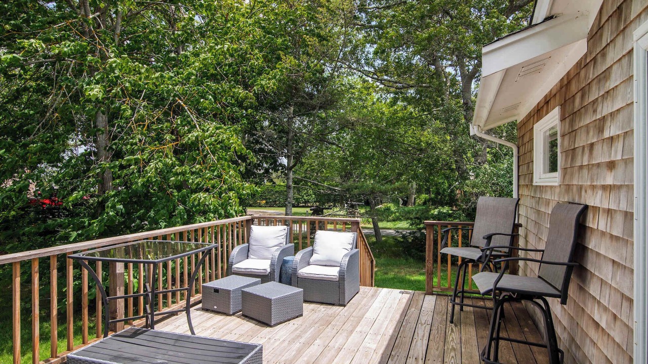 Photo of Patio Balcony in West Dennis