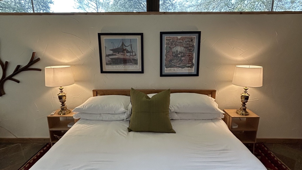 Photo of Bedroom in Ocean Springs