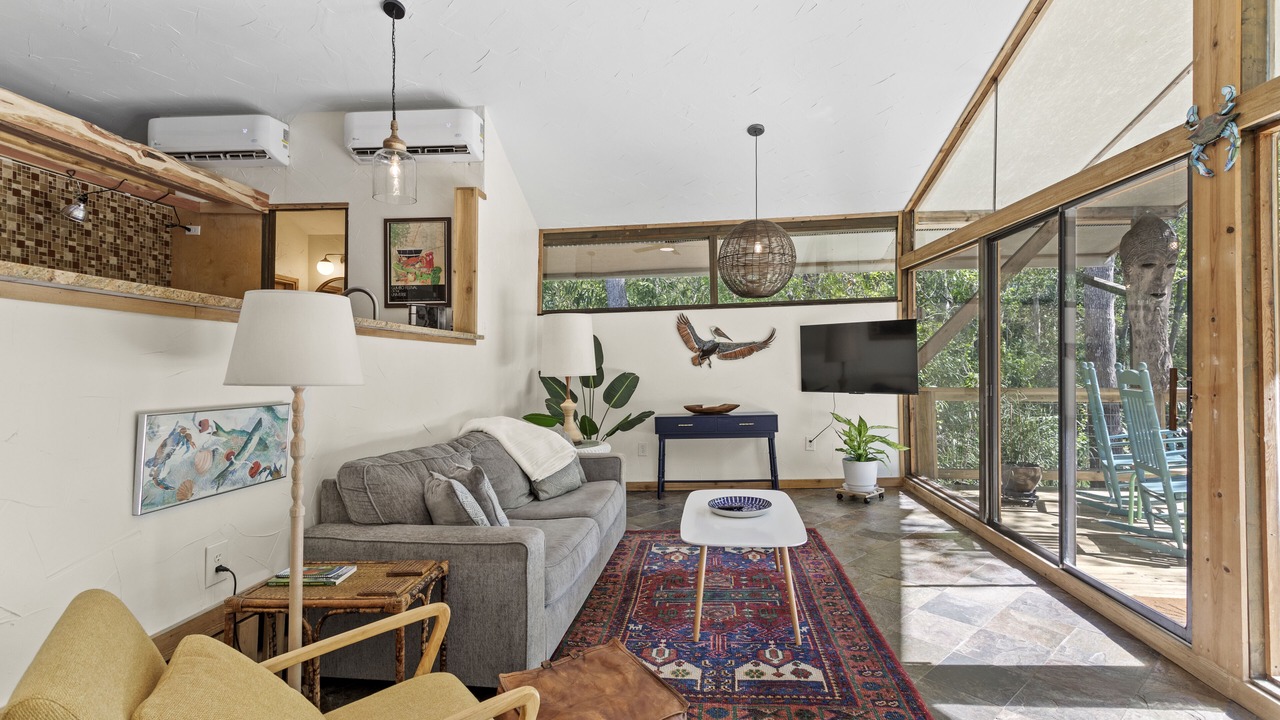 Photo of Livingroom in Ocean Springs