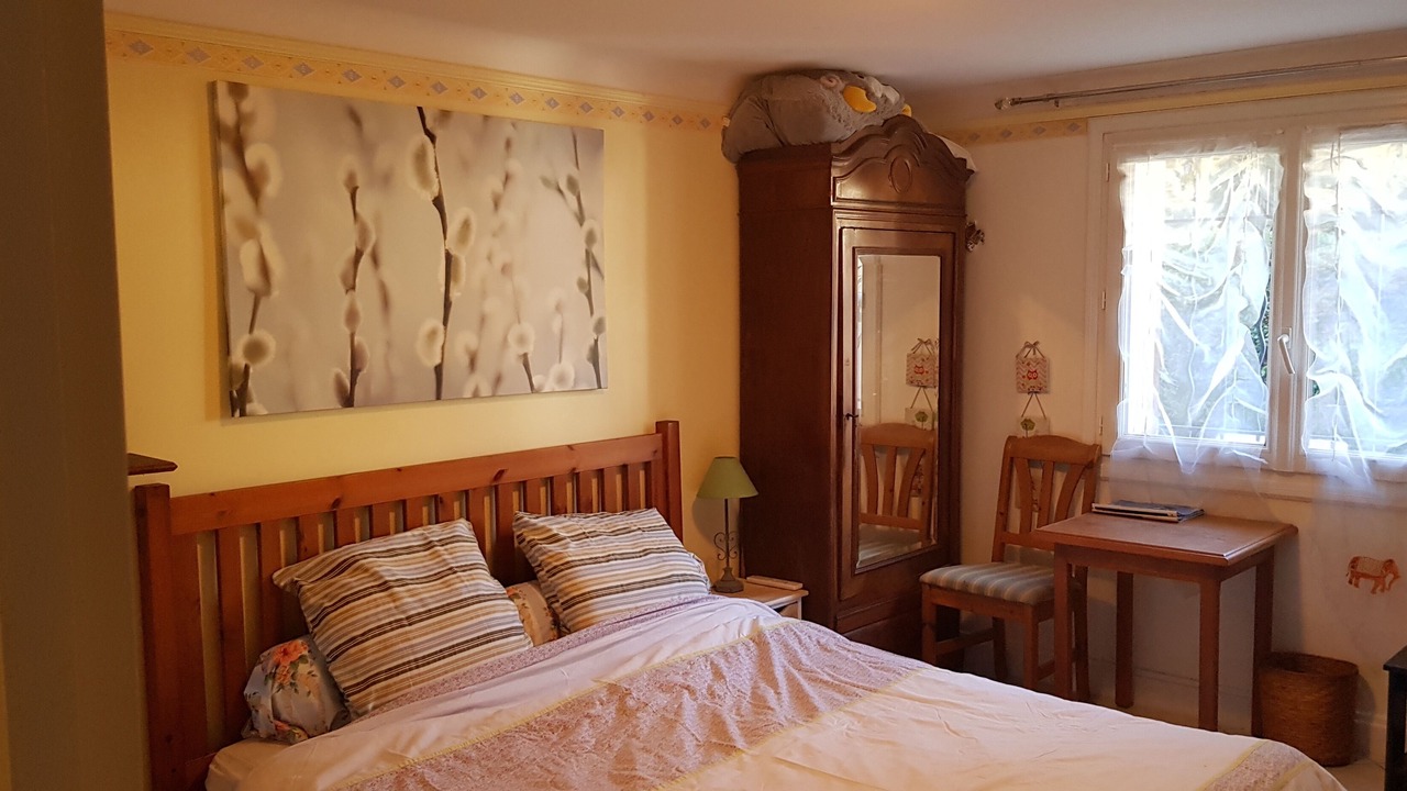 Photo of Bedroom in Villebon-sur-Yvette
