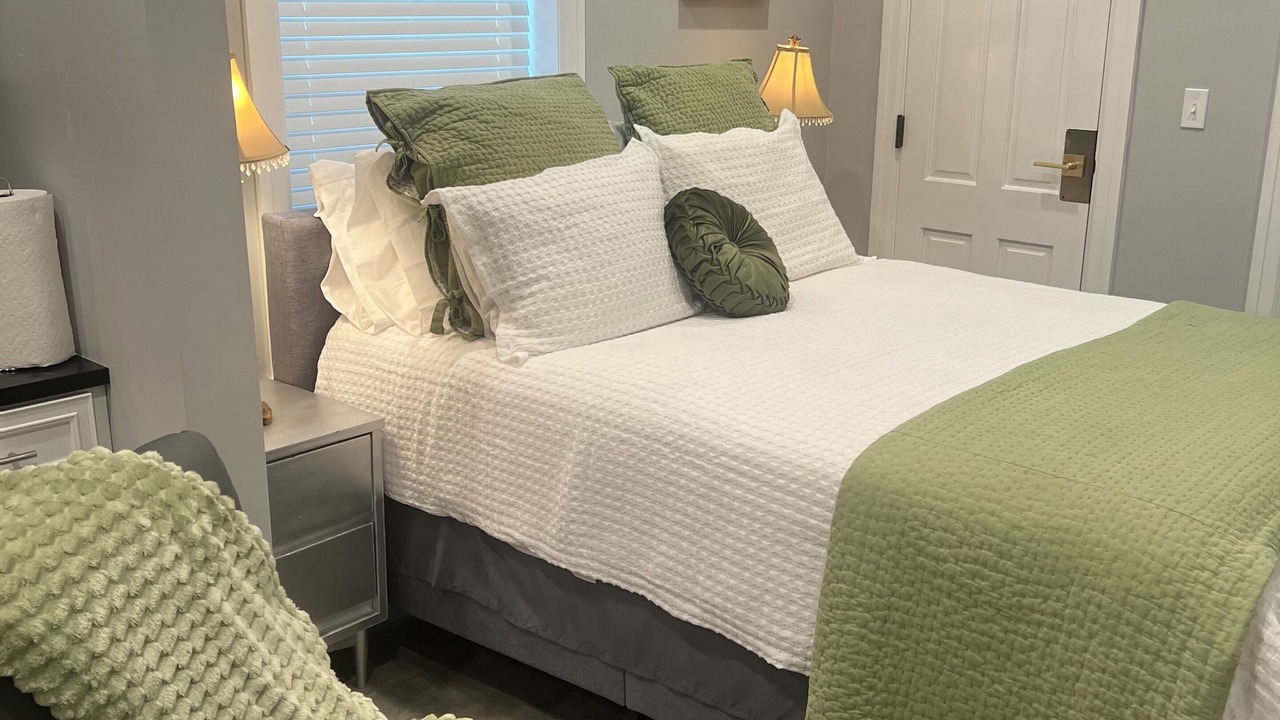 Photo of Bedroom in Pascagoula