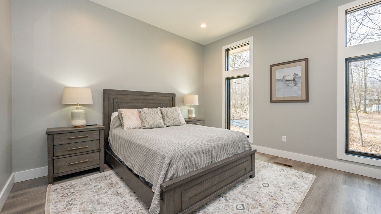 Photo of Bedroom in McHenry