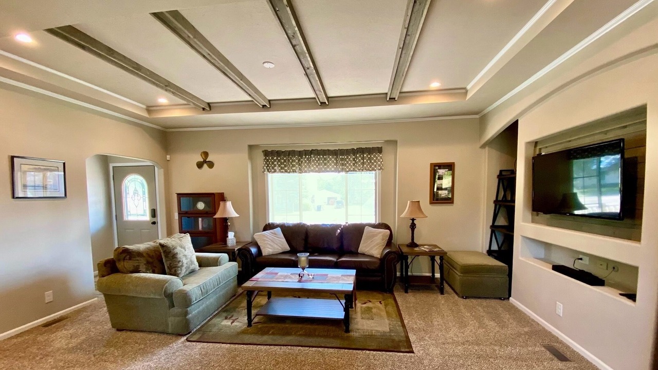 Photo of Livingroom in Marinette