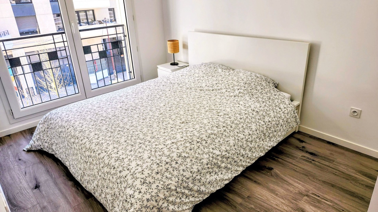 Photo of Bedroom in Saint-Ouen
