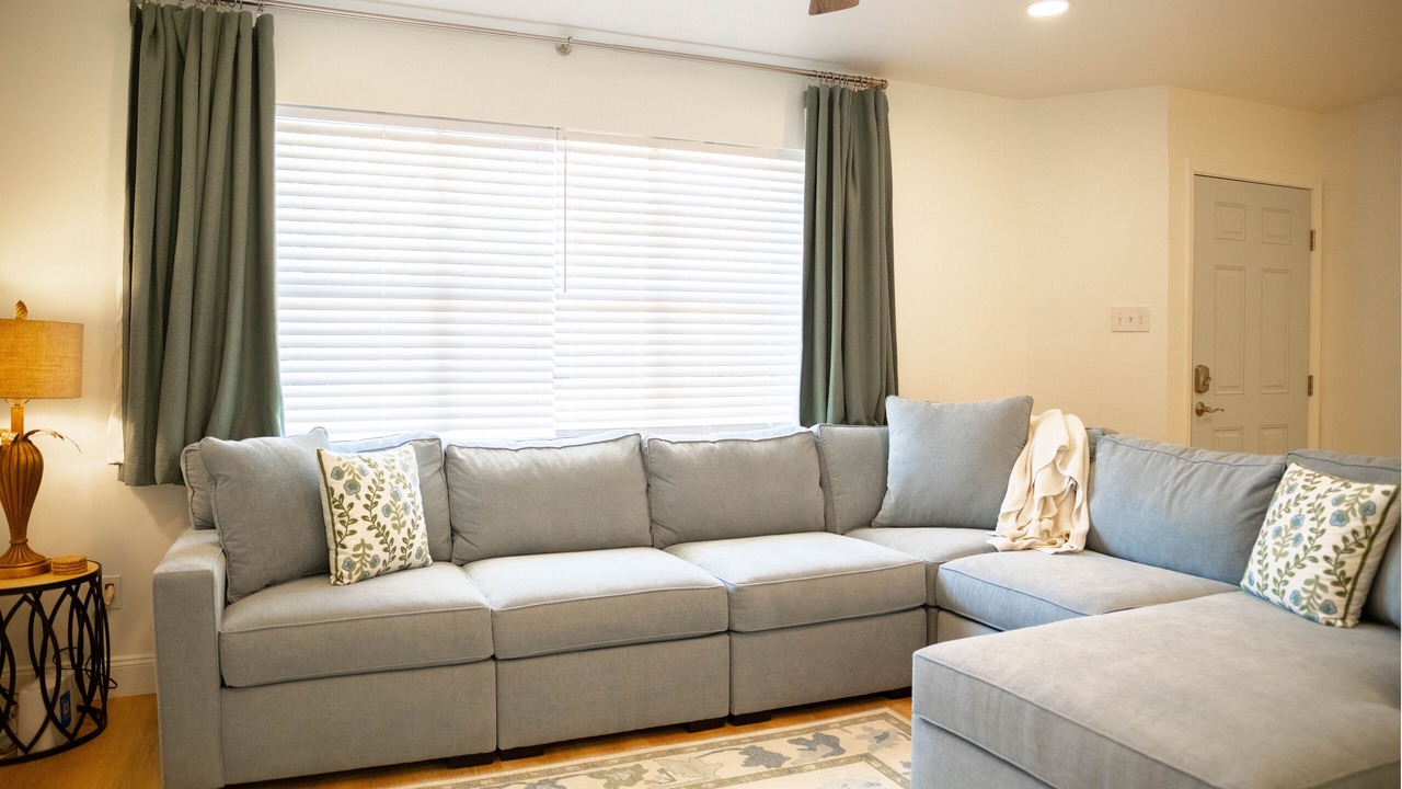 Photo of Livingroom in Ocean Springs