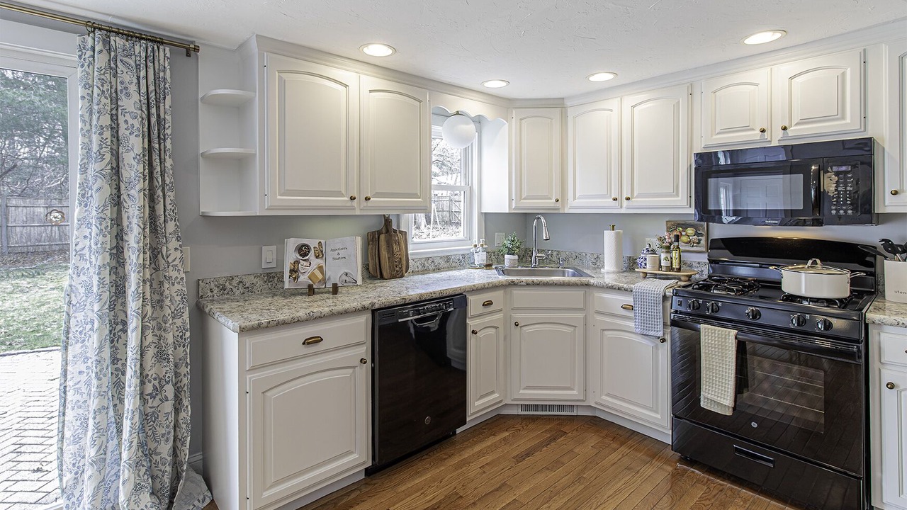 Photo of Kitchen in Sandwich