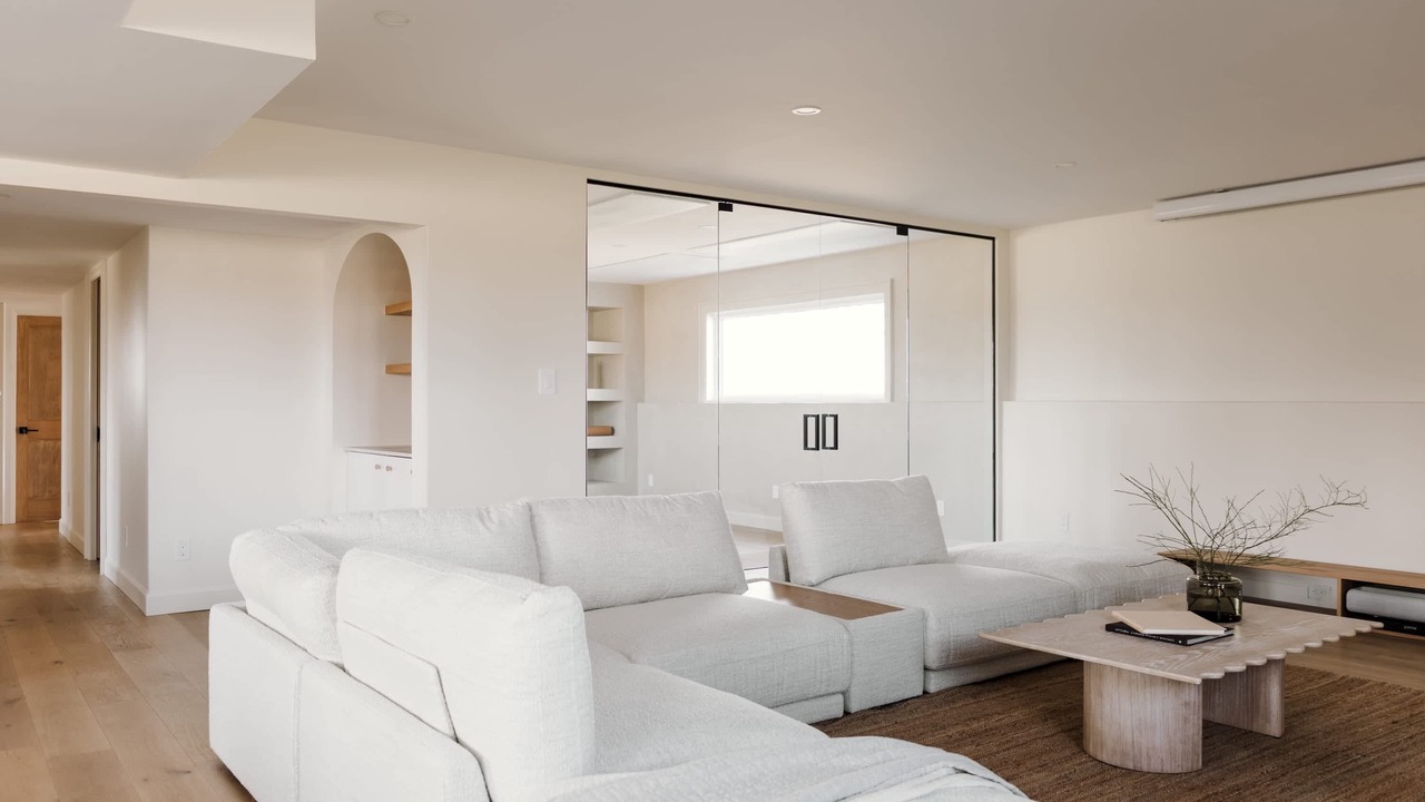 Photo of Livingroom in Prince Edward