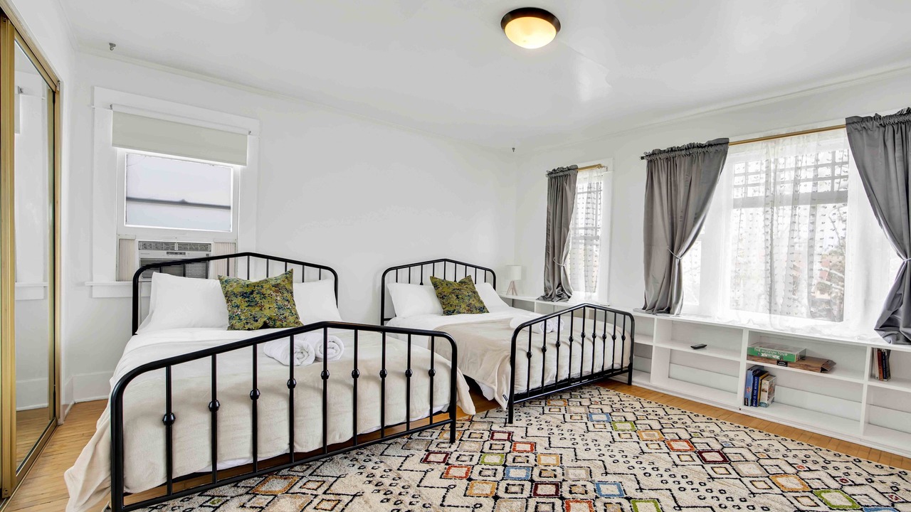 Photo of Bedroom in Wilshire