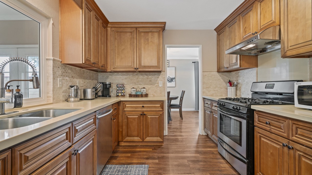 Photo of Kitchen in Walnut