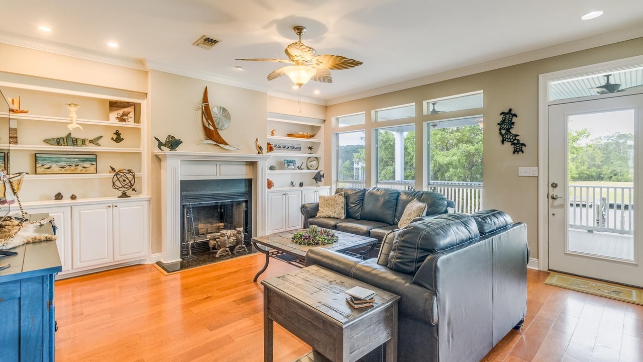Photo of Livingroom in Pass Christian