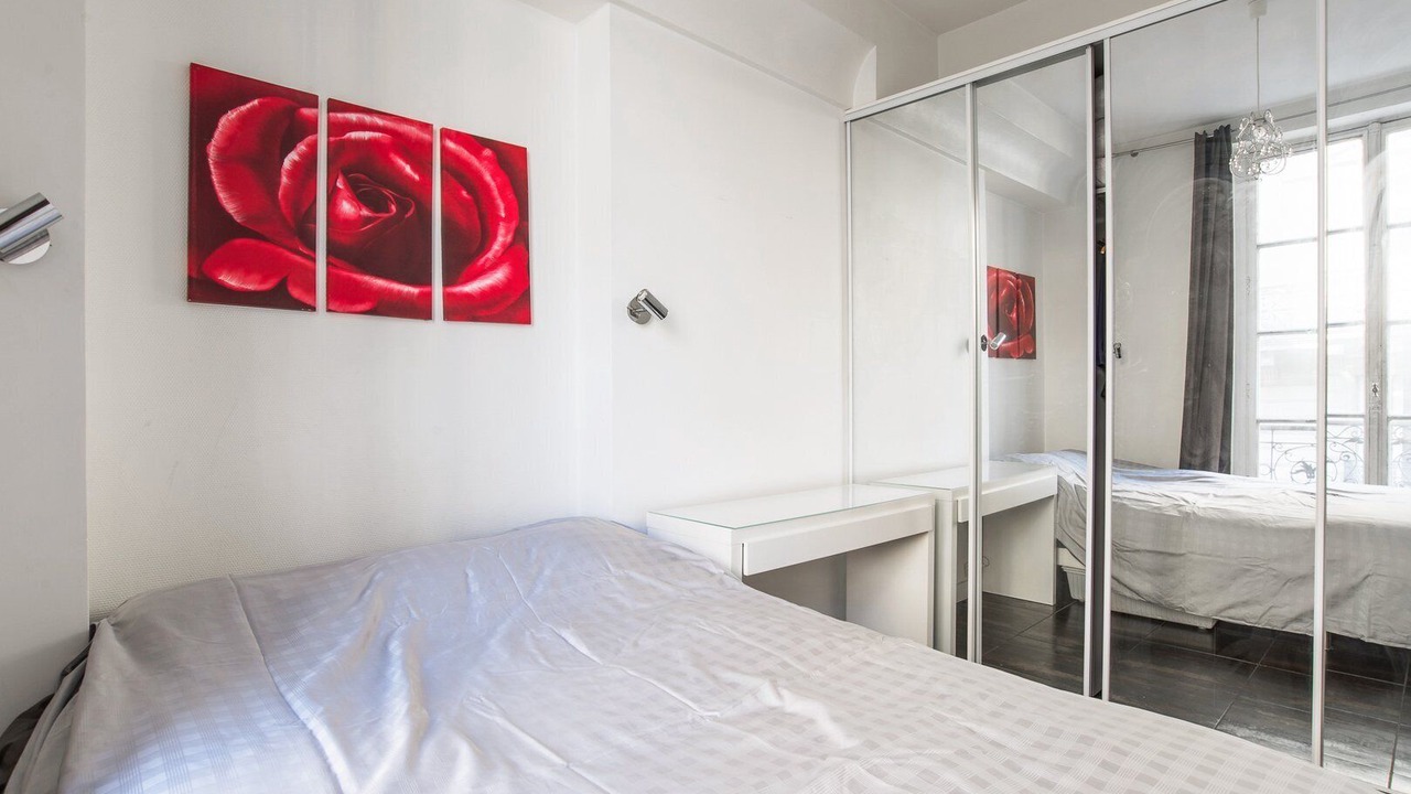 Photo of Bedroom in Notre-Dame-des-Champs