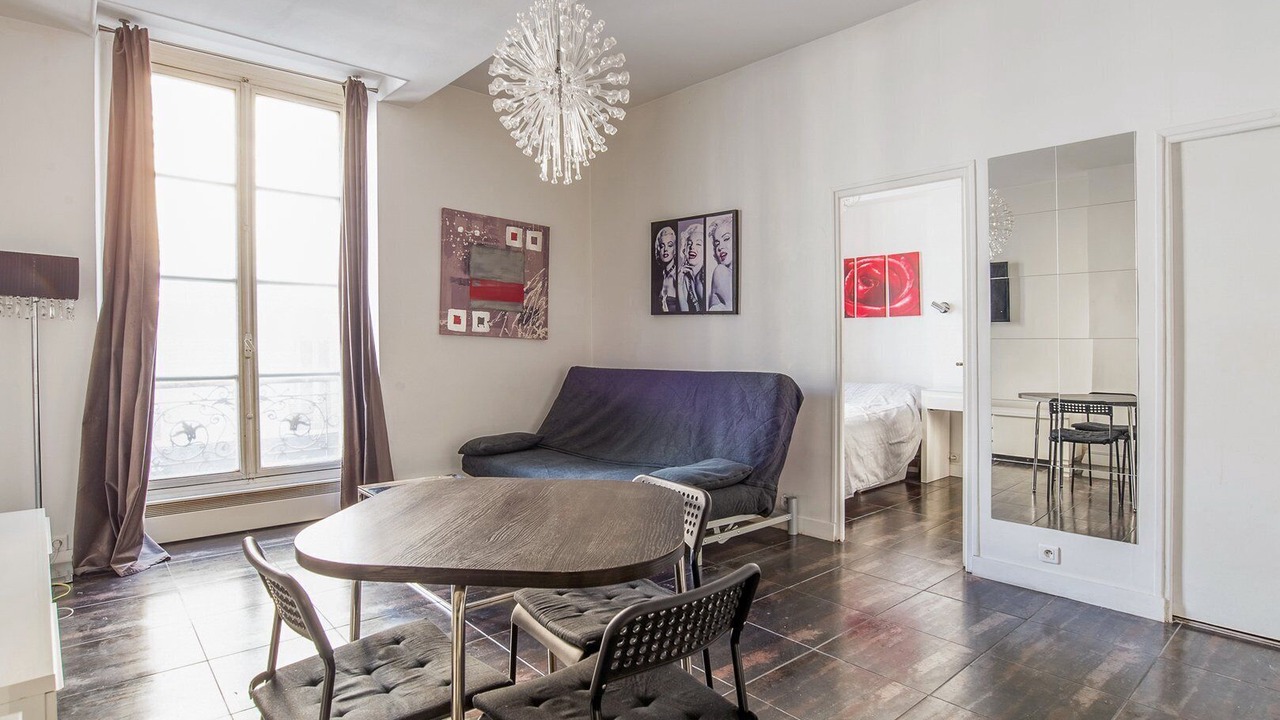 Photo of Livingroom in Notre-Dame-des-Champs