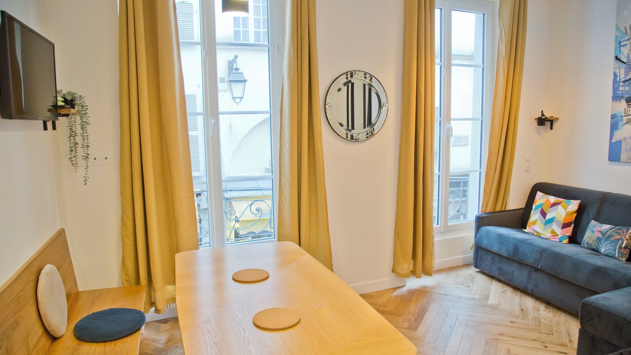 Photo of Livingroom in 5th Arrondissement