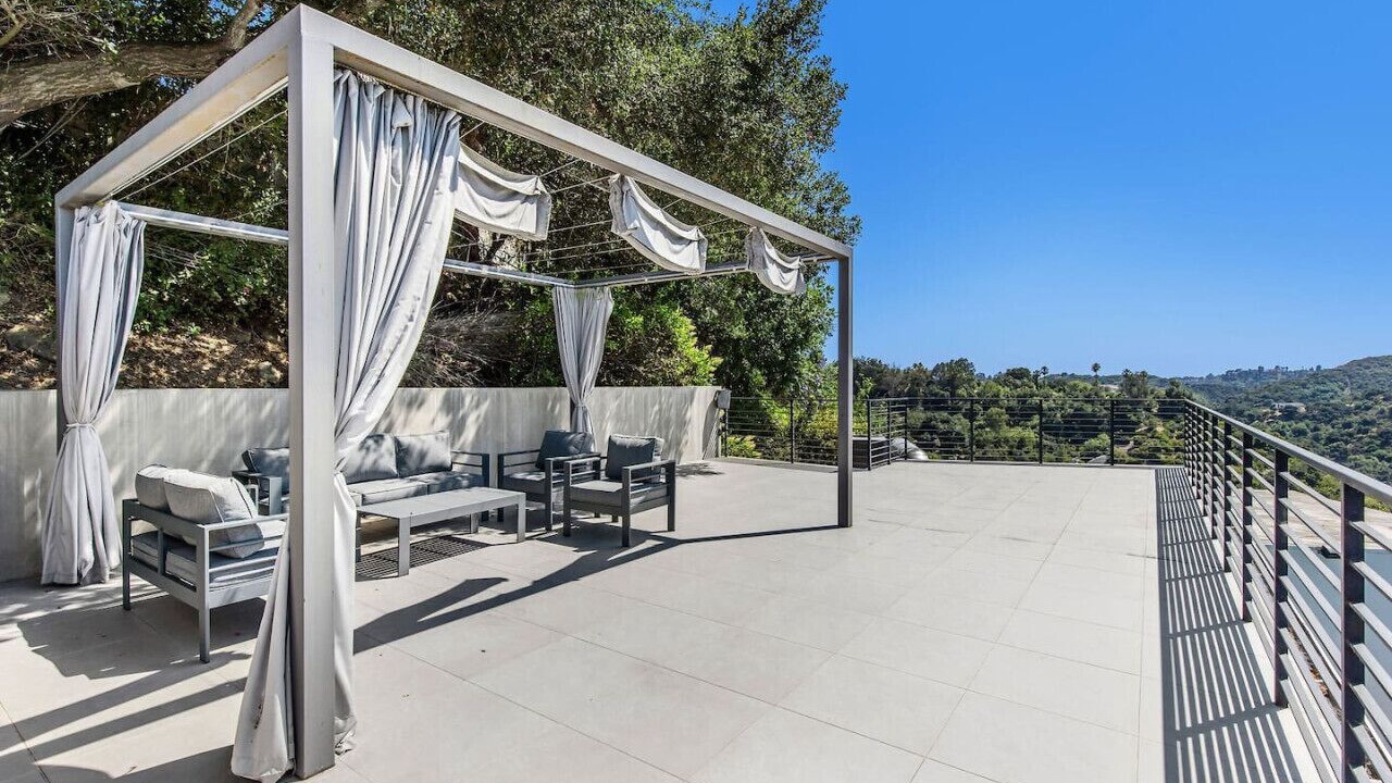 Photo of Patio Balcony in Beverly Hills
