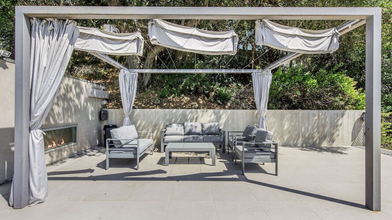 Photo of Patio Balcony in Beverly Hills