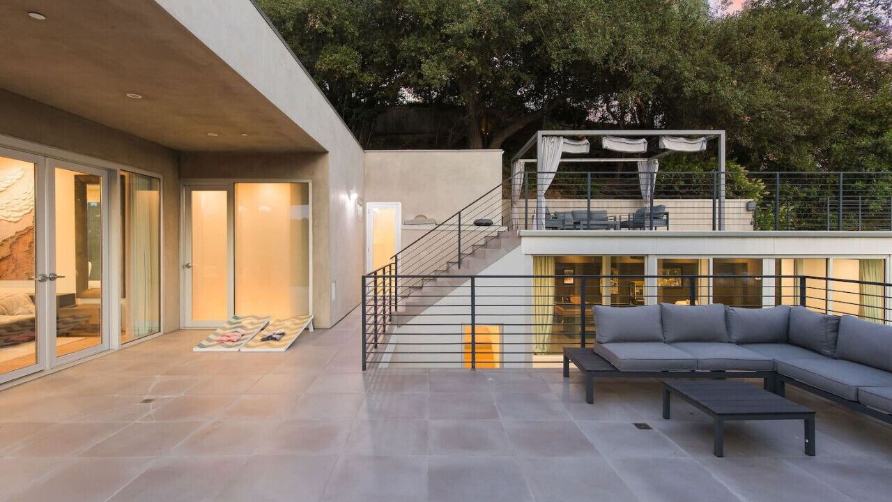 Photo of Patio Balcony in Beverly Hills
