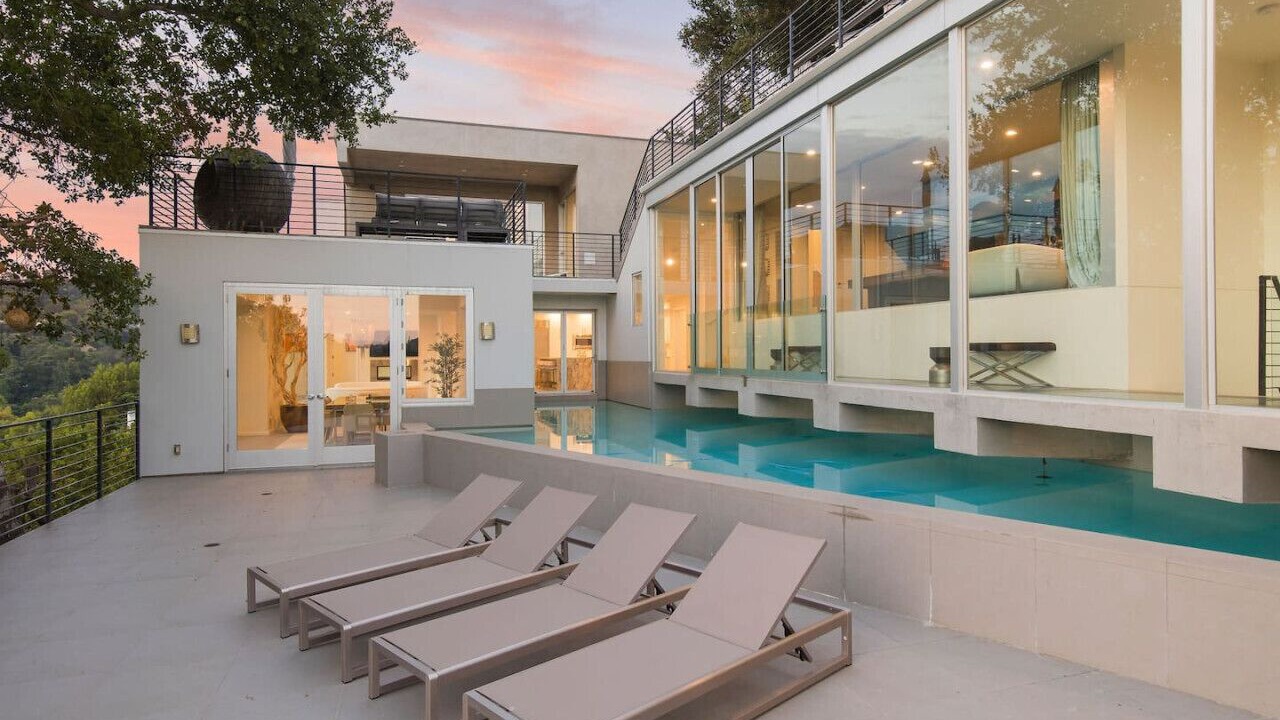 Photo of Patio Balcony in Beverly Hills