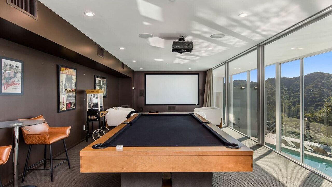 Photo of Bedroom in Beverly Hills