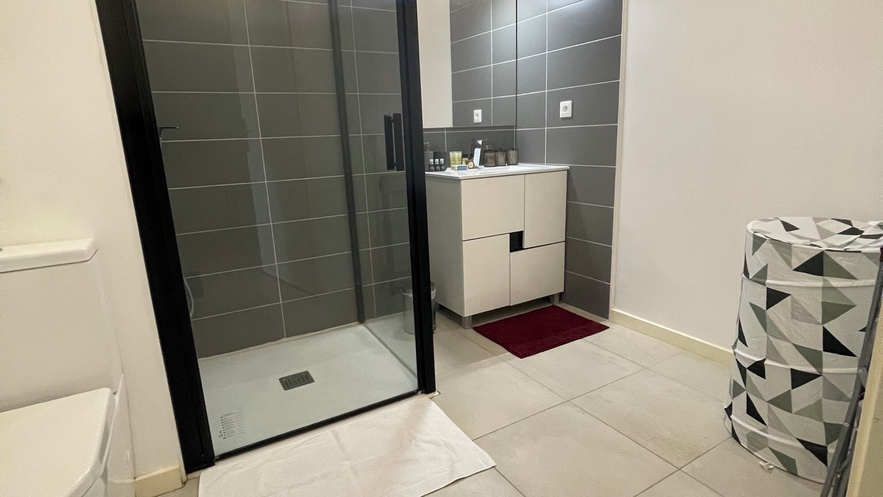 Photo of Bathroom in Vemars