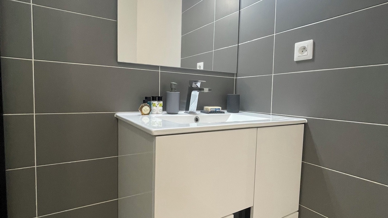 Photo of Bathroom in Vemars