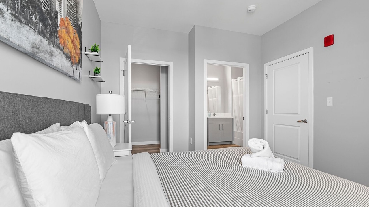 Photo of Bedroom in Everett