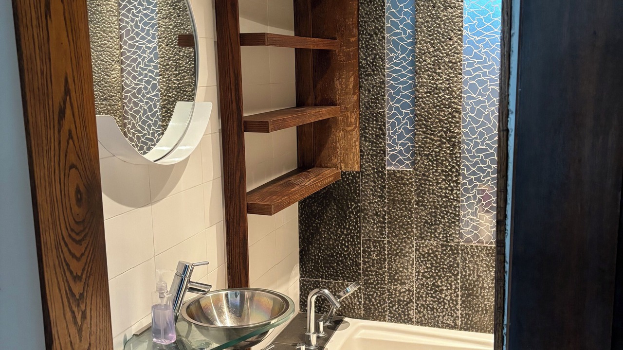 Photo of Bathroom in Willmore