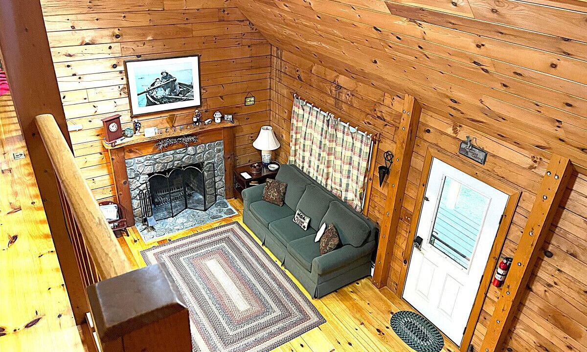 Photo of Livingroom in Mashpee