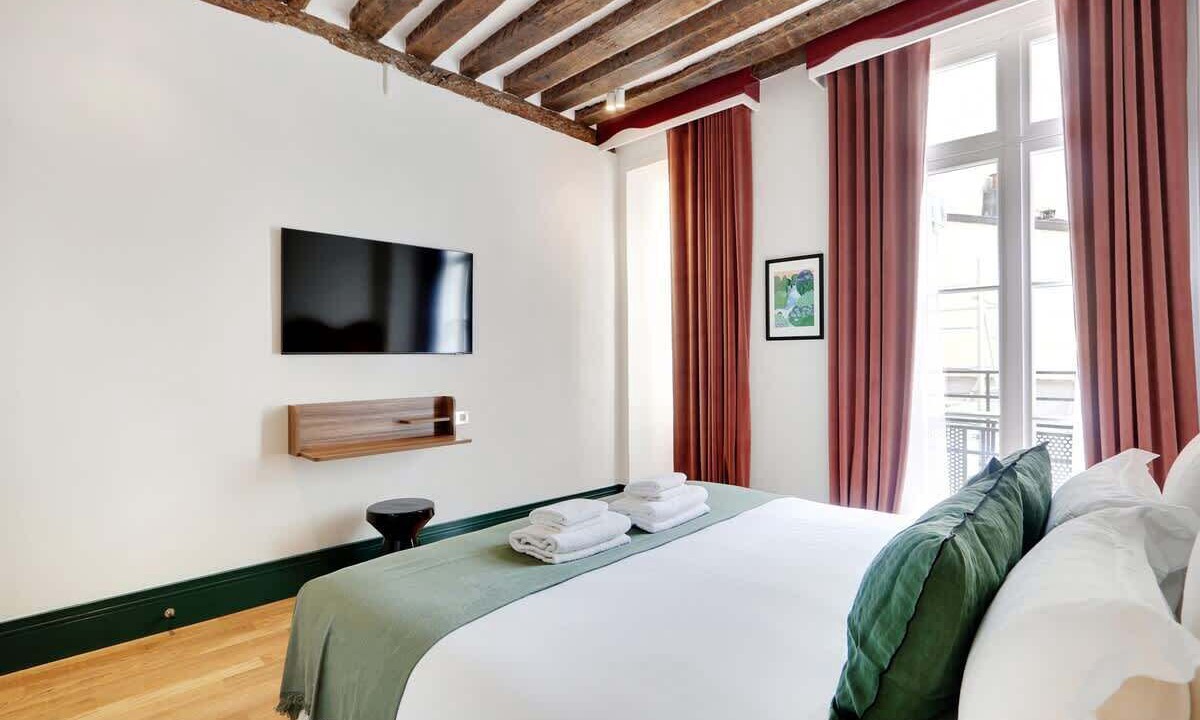 Photo of Bedroom in Quartier de la Monnaie