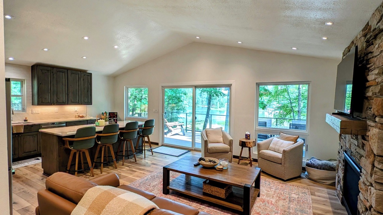Photo of Livingroom in Manitowish Waters