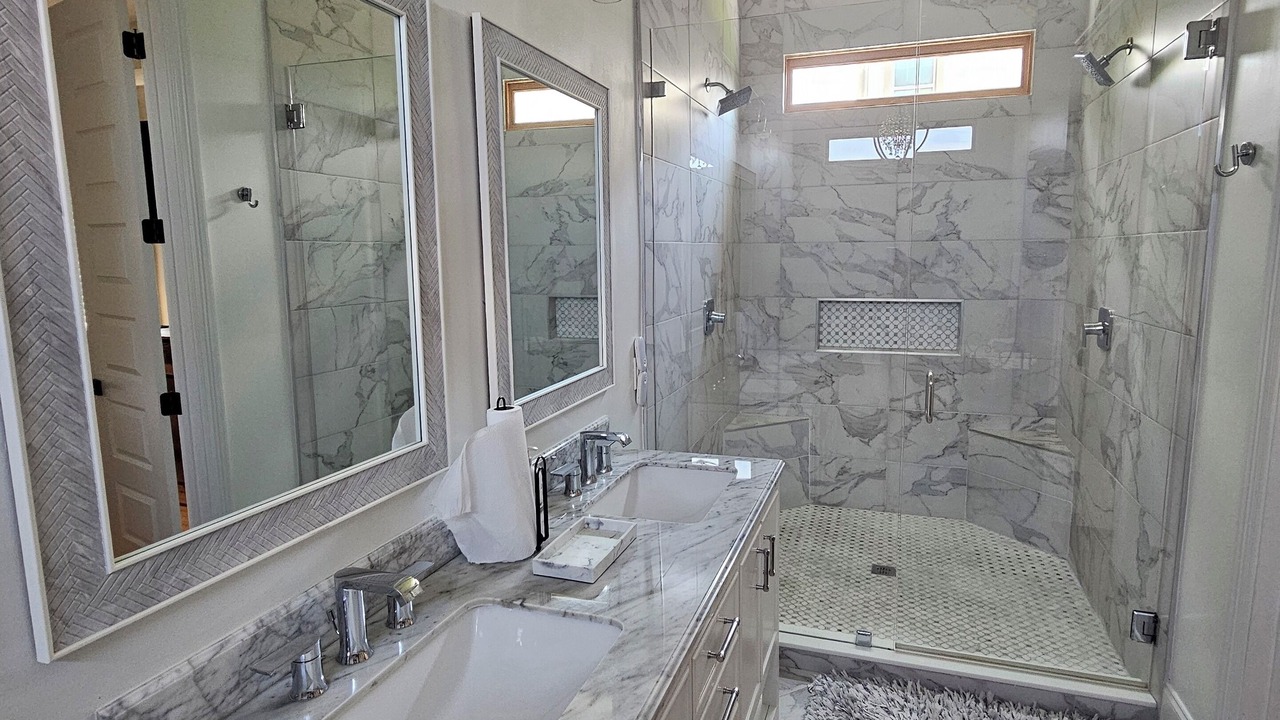 Photo of Bathroom in Seventh Ward