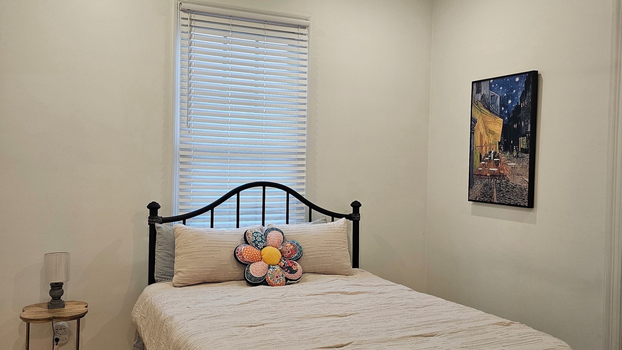 Photo of Bedroom in Seventh Ward