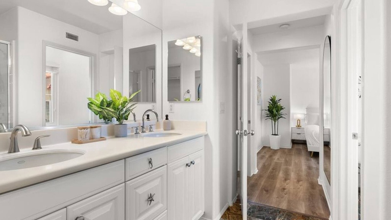 Photo of Bathroom in Woodbury